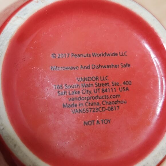 Peanuts Charlie Brown Mug – “Good Grief” Snow Globe – 2017 – Red - Picture 5 of 7